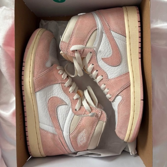 Jordan 1 retros - Picture 1 of 2